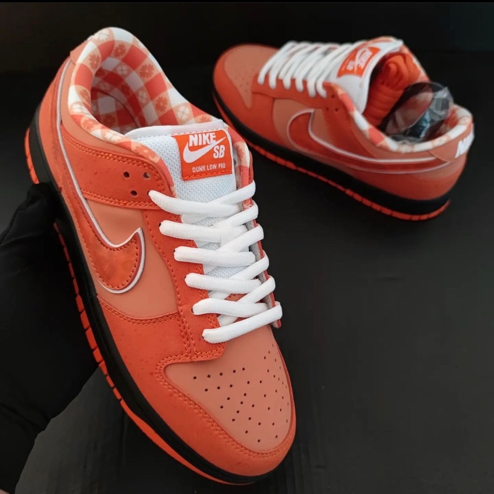 Sneakers - Picture 15 of 15